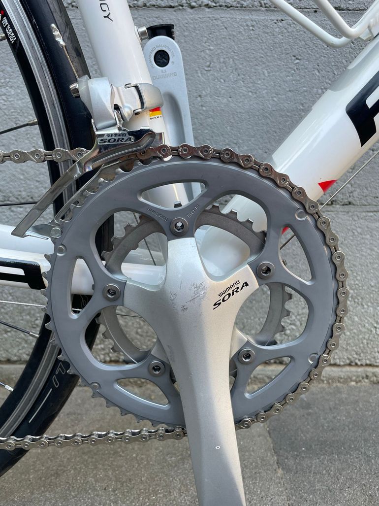 Used Focus Variado Shimano Sora 2011 Road & Gravel, Bianco — image 6 of 16
