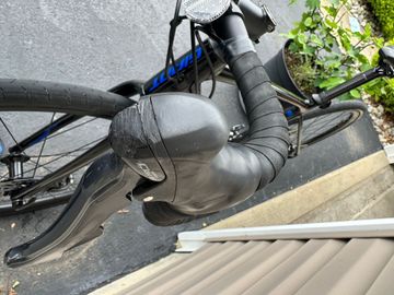 Used Giant Contend Shimano Claris 2021 Road & Gravel, Black — image 4 of 7