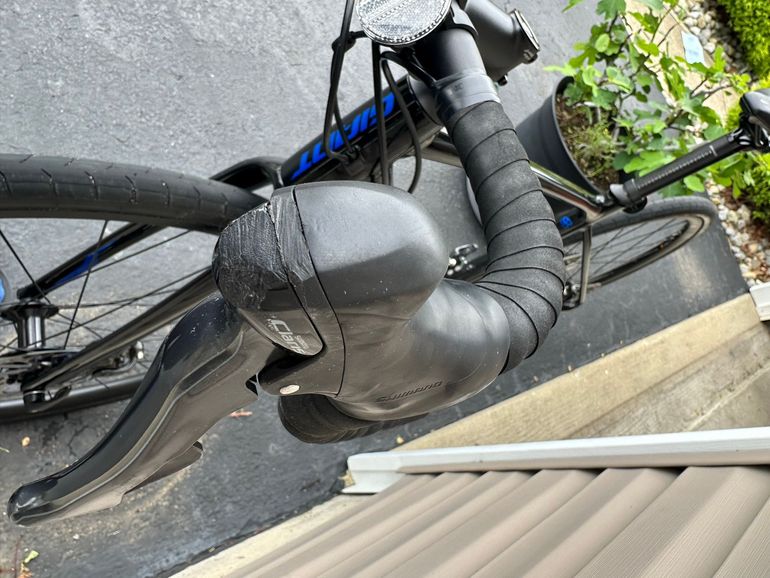 Used Giant Contend AR 3 2020 2020 Road & Gravel, Black — image 4 of 7