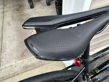 Used Giant Contend Shimano Claris 2021 Road & Gravel, Black — image 6 of 7