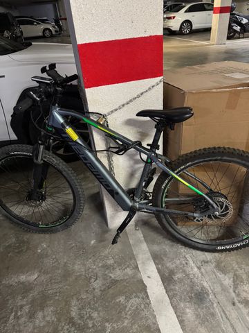 Used Megamo KINETIC 2022 2022 Mountainbike, Light Gray, 27.5 — image 1 of 7