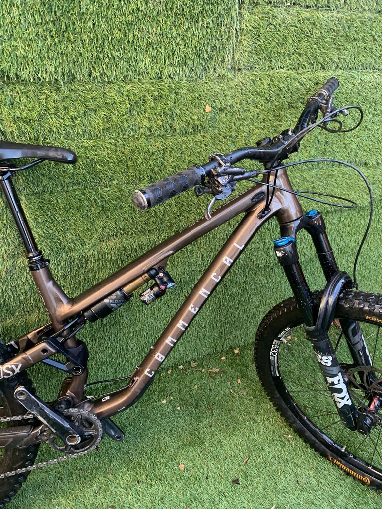 Used Commencal Meta SX Dark Slate 2023 Mountainbike — image 2 of 13