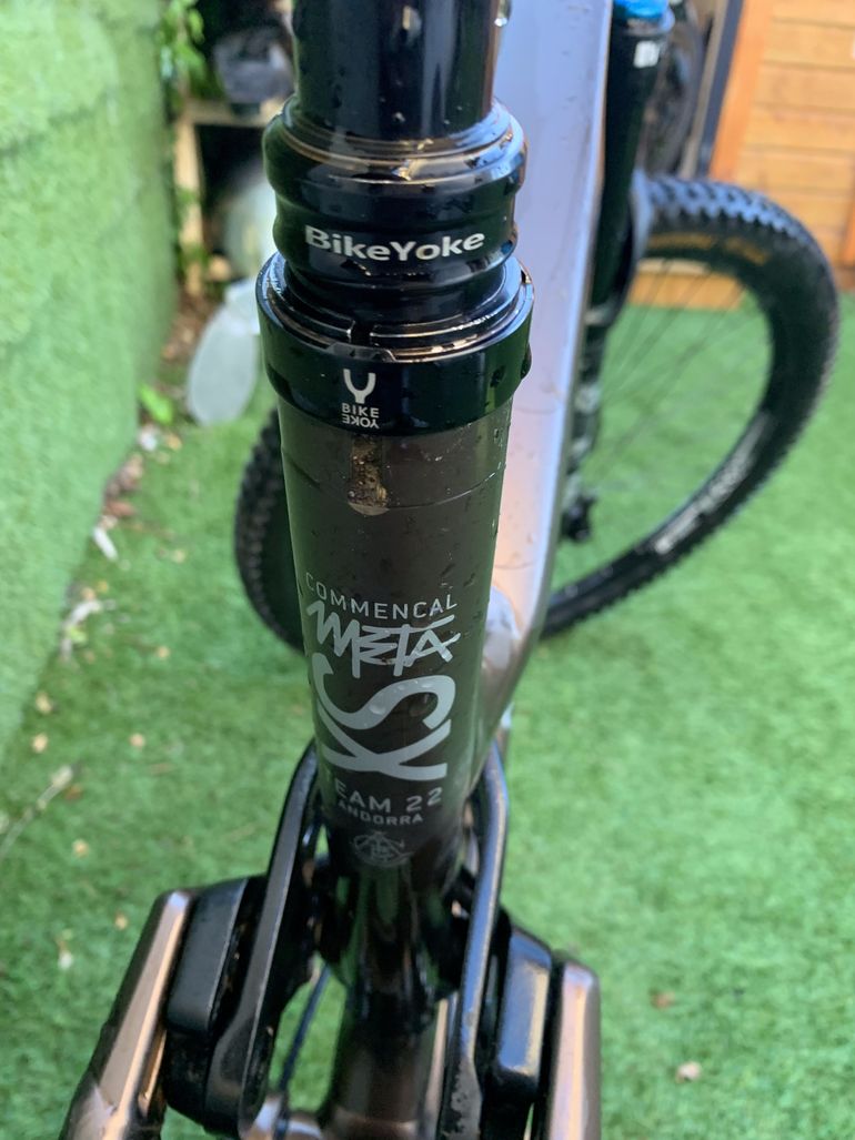 Used Commencal Meta SX Dark Slate 2023 Mountainbike — image 6 of 13