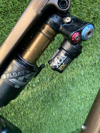 Used Commencal Meta SX Dark Slate 2023 Mountainbike — image 5 of 13