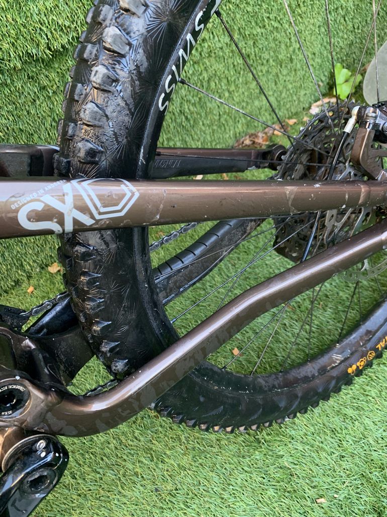 Used Commencal Meta SX Dark Slate 2023 Mountainbike — image 11 of 13