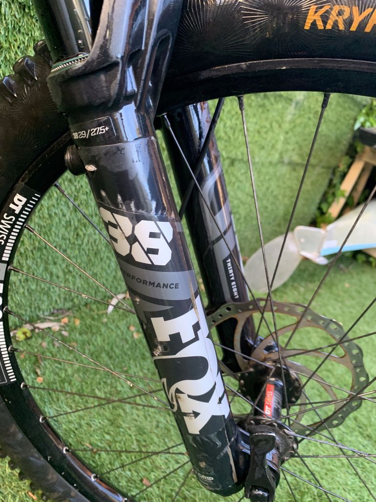 Used Commencal Meta SX Dark Slate 2023 Mountainbike — image 12 of 13