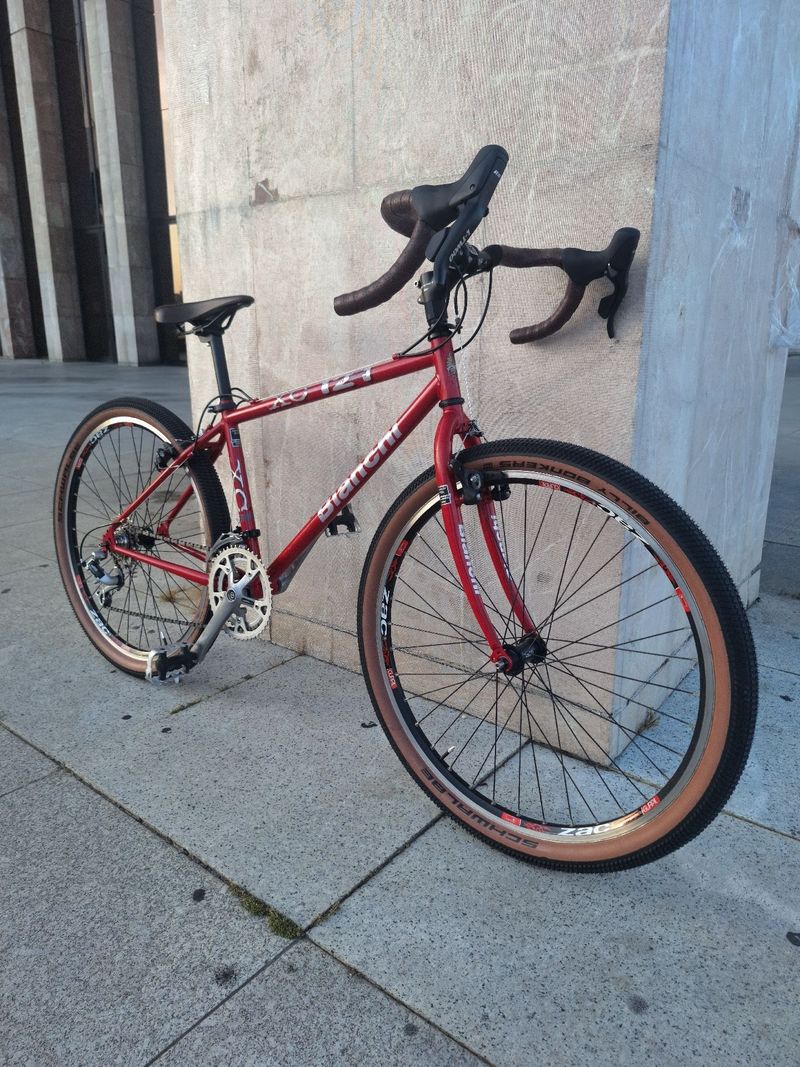 Used Bianchi Custom Other Shimano 2000 Road & Gravel, Red — image 8 of 15