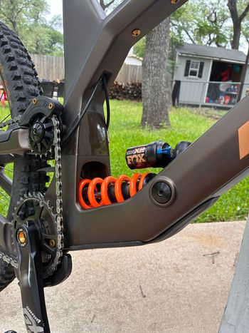 Used Norco Norco Range 2022 Mountainbike, Orange — image 2 of 6