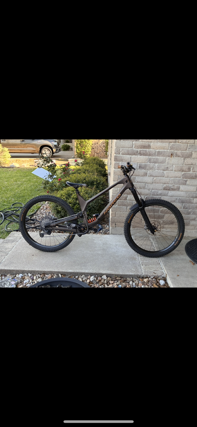 Used Norco Norco Range 2022 Mountainbike, Orange — image 1 of 6