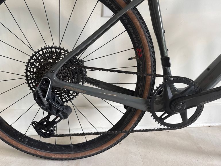 Used Fezzari Shafer Elite Rival XO Transmission 2023 2023 Road & Gravel, Light Gray — image 3 of 6