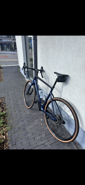 Used Scott Addict 10 2022 2022 Road & Gravel, Blue — image 2 of 10