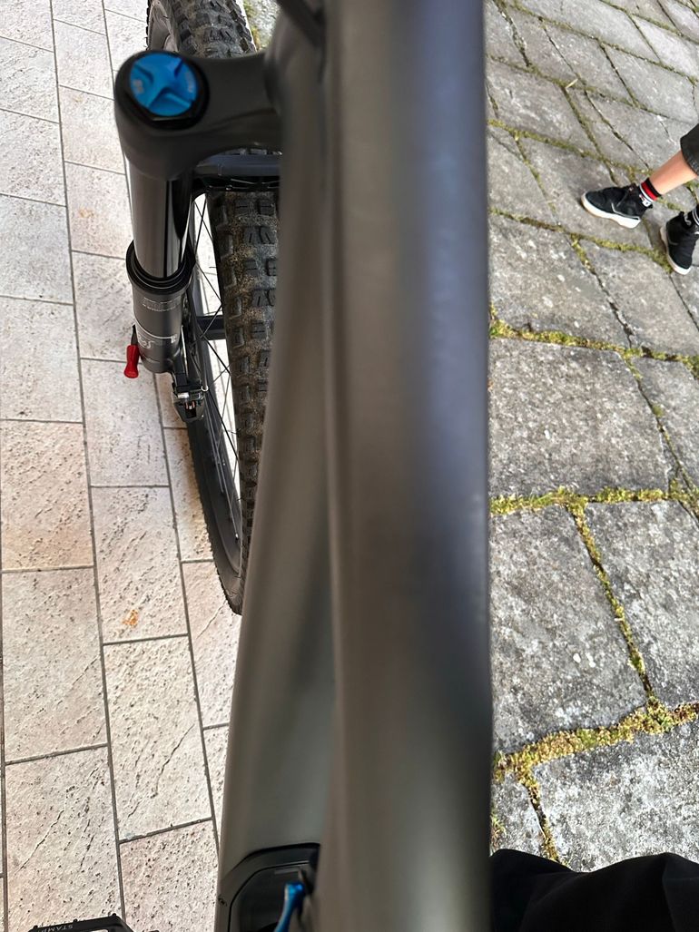 Used Specialized Stumpjumper EVO Comp Alloy 2023 2023 Mountainbike, Light Gray, 29 — image 21 of 21