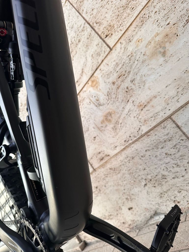 Used Specialized Stumpjumper EVO Comp Alloy 2023 2023 Mountainbike, Light Gray, 29 — image 14 of 21