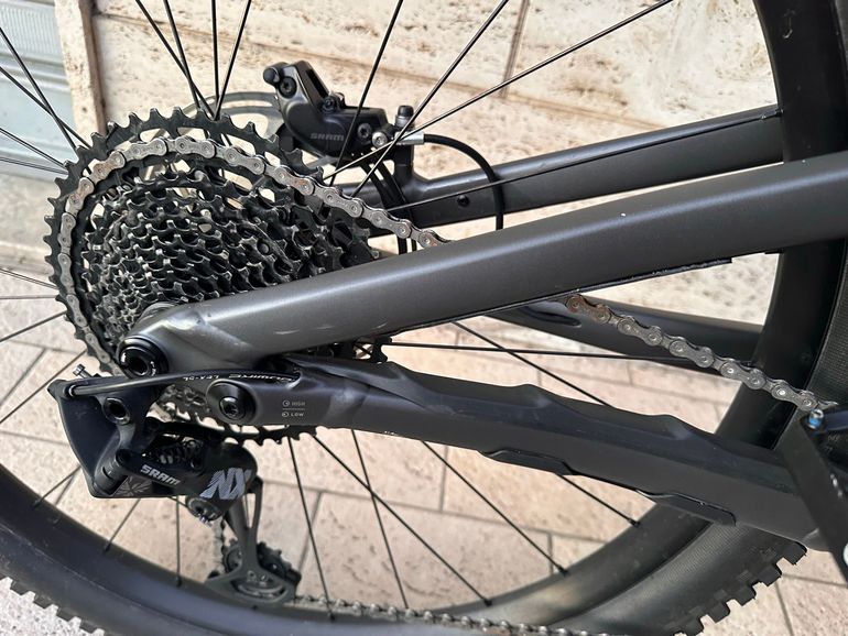 Used Specialized Stumpjumper EVO Comp Alloy 2023 2023 Mountainbike, Light Gray, 29 — image 13 of 21