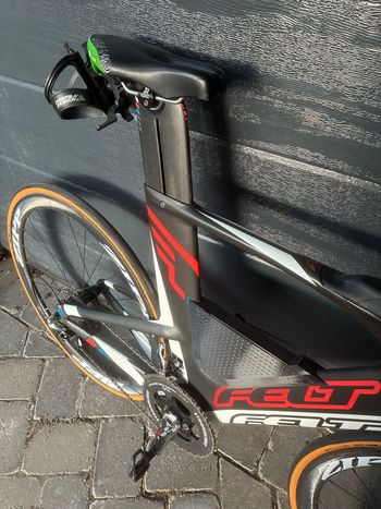 Used Felt Ia Shimano Dura Ace 2017 Road & Gravel, Schwarz — image 2 of 5