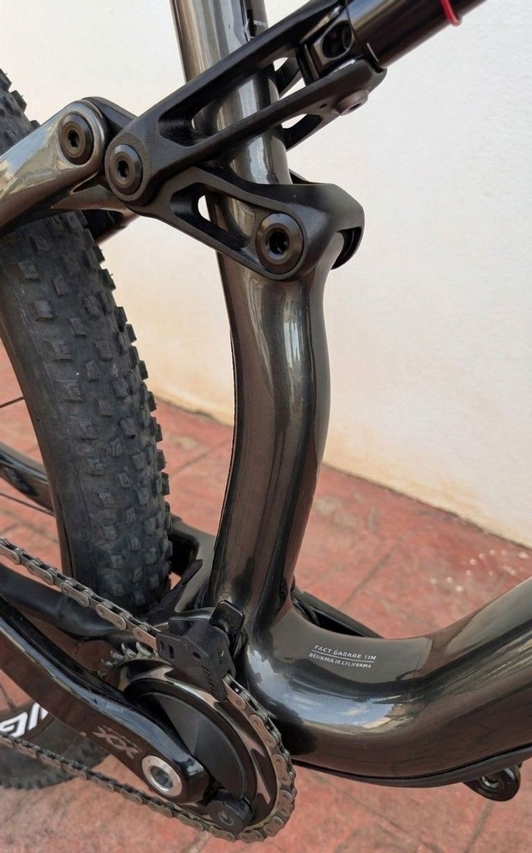 Used Specialized Epic 8 Expert 2025 Frameset 2025 Mountainbike, Light Gray, 29 — image 3 of 14