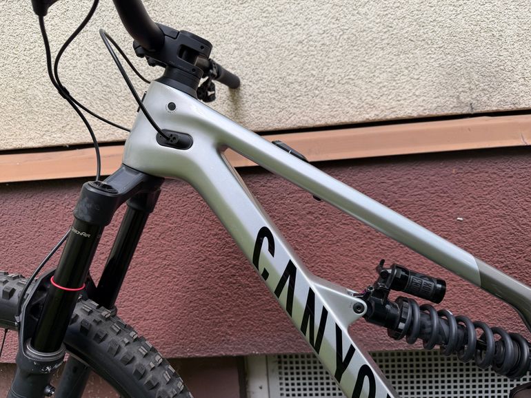 Used Canyon Canyon Spectral CF 8 K.I.S. 2023 Mountainbike — image 4 of 27