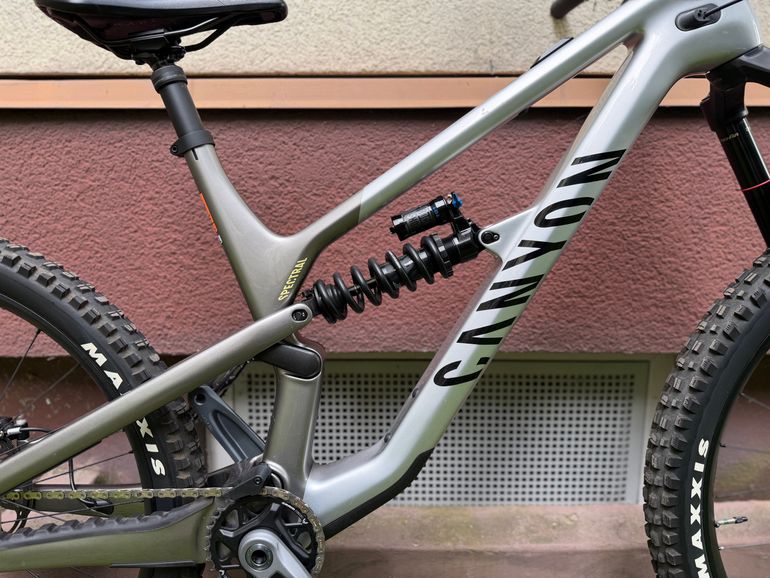 Used Canyon Canyon Spectral CF 8 K.I.S. 2023 Mountainbike — image 6 of 27