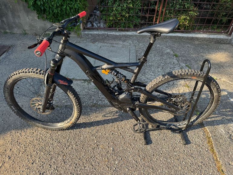 Used Specialized Turbo Kenevo Expert 6Fattie 2018 2018 Mountainbike, Black, 27.5 — image 1 of 5