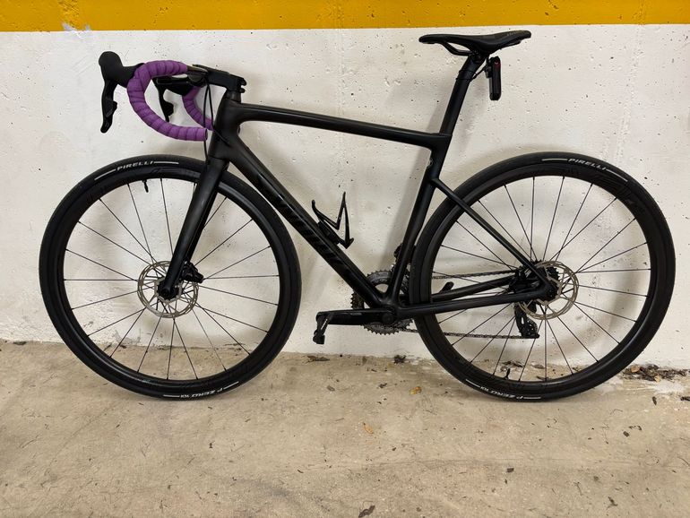 Used Specialized S-Works Tarmac SL6 Disc - Dura Ace Di2 2020 2020 Road & Gravel, Schwarz — image 2 of 7
