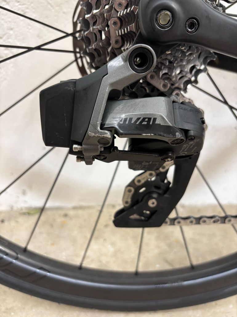 Used Specialized S-Works Tarmac SL6 Disc - Dura Ace Di2 2020 2020 Road & Gravel, Schwarz — image 6 of 7