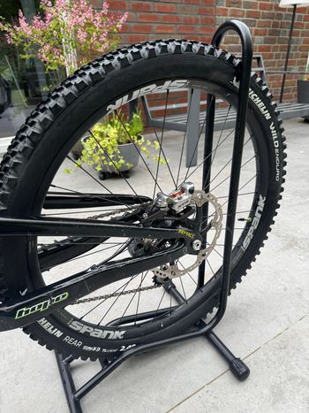 Used Santa Cruz V10 DH X01 / Carbon CC 2025 2025 Mountainbike, Nero — image 8 of 13
