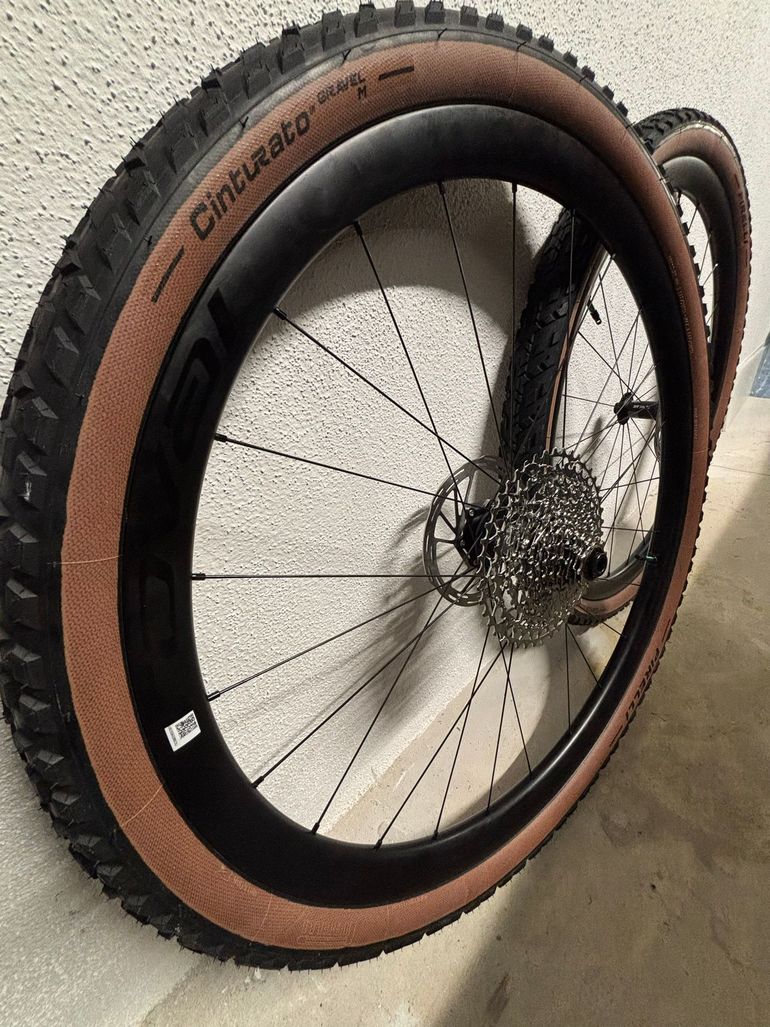Used Specialized Diverge Sport Carbon - SRAM Apex 2023 2023 Road & Gravel — image 3 of 6