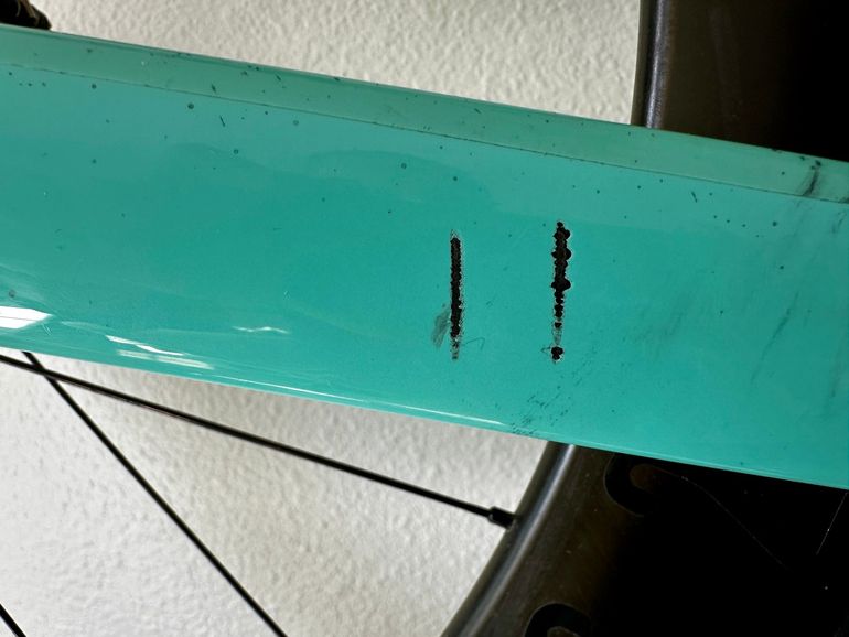 Used Bianchi Aria Shimano 105 2024 Road & Gravel, Blue — image 5 of 6