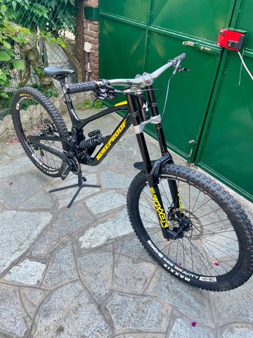 Tweedehands Nukeproof Dissent 297 Comp 2022 2022 Mountainbike — afbeelding 2 van 4