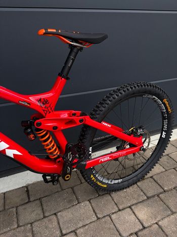 Used Trek Session 9.9 DH 27.5 Race Shop Limited 2018 2018 Mountainbike, Red, 27.5 — image 2 of 11