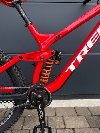 Used Trek Session 9.9 DH 27.5 Race Shop Limited 2018 2018 Mountainbike, Red, 27.5 — image 7 of 11