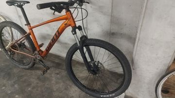 Used Giant Talon 3 2022 2022 Mountainbike, Orange, 27.5, 29 — image 2 of 4