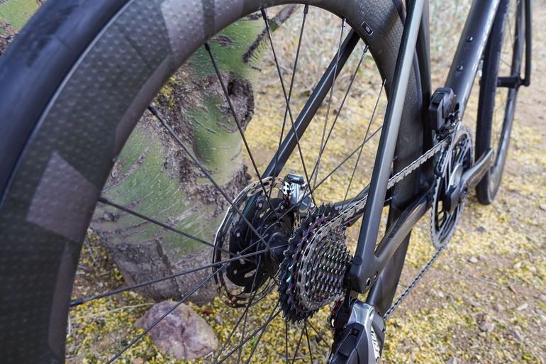 Used Specialized S-Works Tarmac SL7 - SRAM Red eTap AXS 2021 2021 Road & Gravel, Black — image 9 of 16