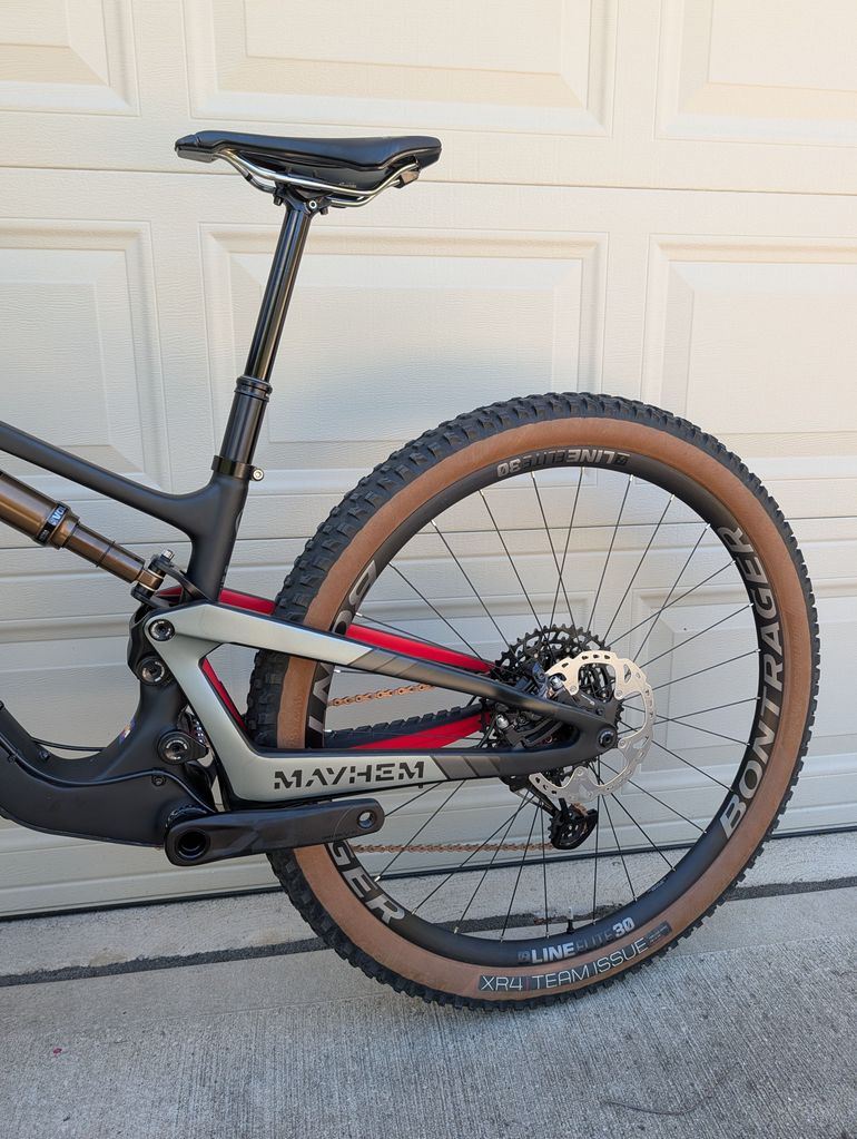 Used Spot Mayhem 130 SRAM Eagle 2024 Mountainbike, Black — image 13 of 15