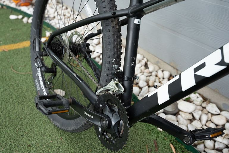 Used Trek Marlin 5 2020 2020 Mountainbike, Black, 27.5, 29 — image 8 of 10