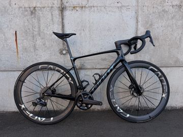 Giant Defy Advanced Pro 0 2024 2024 Road & Gravel usato, Nero — immagine 1 di 9
