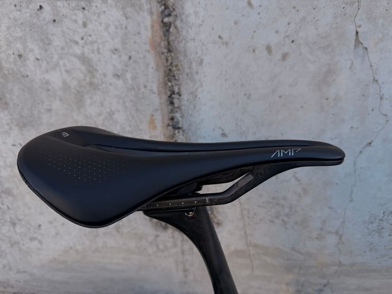 Used Giant Defy Advanced Pro 0 2024 2024 Road & Gravel, Nero — image 8 of 9