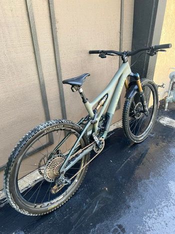 Used Specialized S-Works Stumpjumper LTD 2022 2022 Mountainbike, Green, 29 — image 2 of 4
