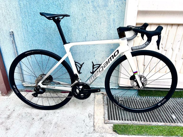Used Megamo pulse Megamo pulse Custom Shimano 105 Di2 2023 Road & Gravel, White — image 1 of 5