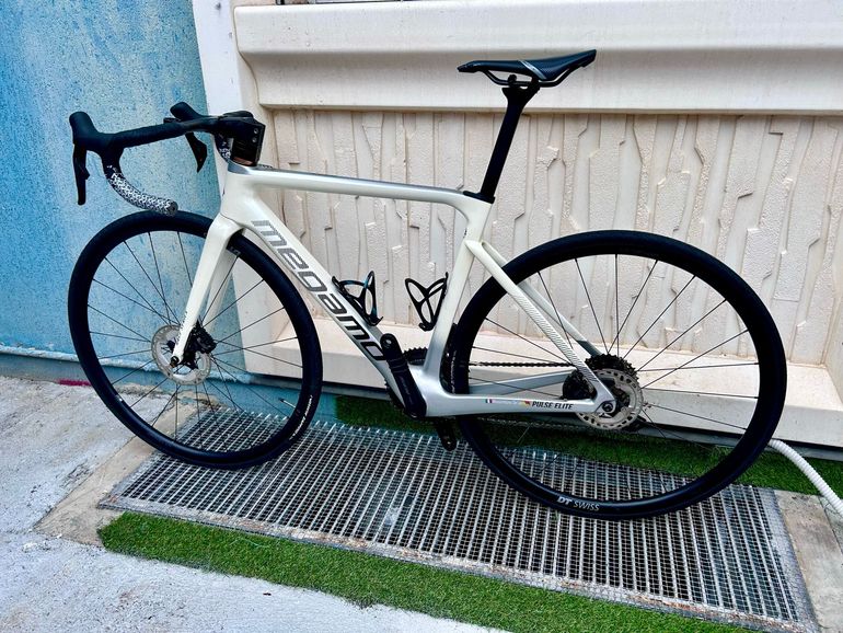 Used Megamo pulse Megamo pulse Custom Shimano 105 Di2 2023 Road & Gravel, White — image 2 of 5
