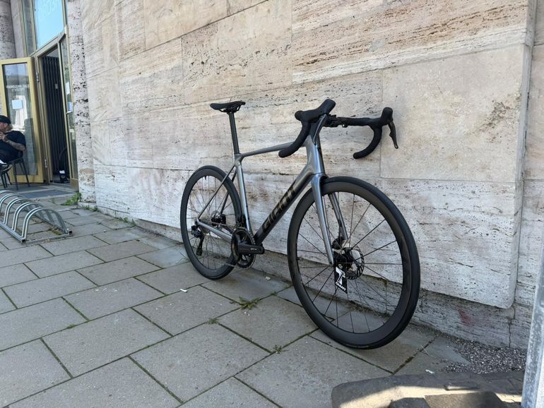 Used Giant TCR Advanced Pro 0 Di2 2025 2025 Road & Gravel, Grigio chiaro — image 3 of 3