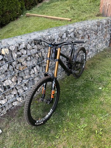 Used Canyon Sender CF 7.0 2019 2019 Mountainbike, Black — image 5 of 6