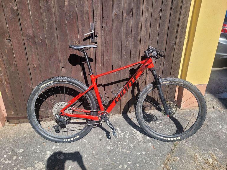 Used Giant XTC SLR 29 1 2022 2022 Mountainbike, Rosso — image 1 of 5