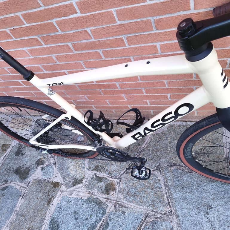 Used Basso Tera Gravel Shimano GRX 600 2X11 2023 2023 Road & Gravel, Black — image 5 of 7