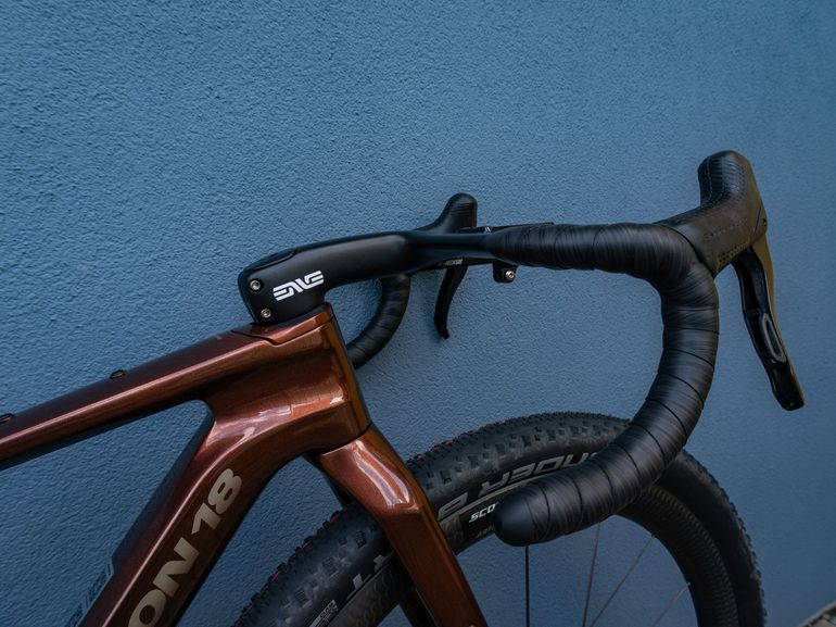 Used Argon 18 2026 Dark Matter / Campagnolo SR X13 / Scope Artech 4G 2026 Road & Gravel, Black — image 8 of 13