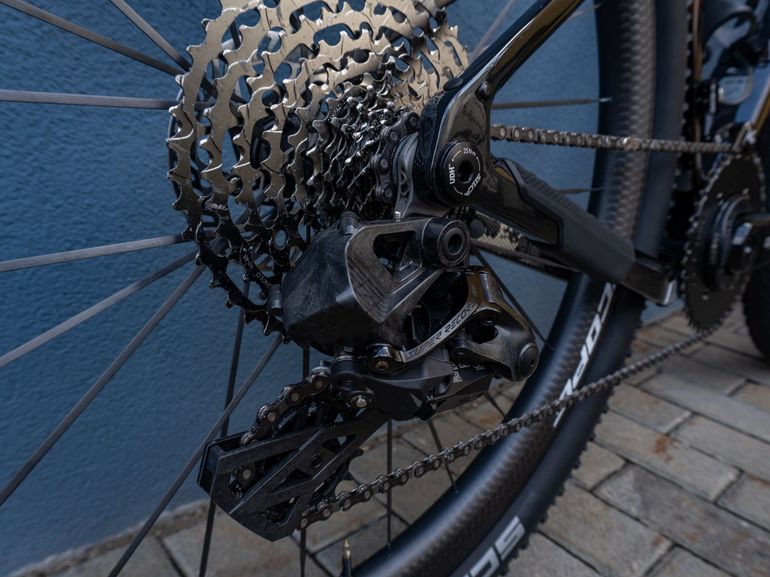 Used Argon 18 2026 Dark Matter / Campagnolo SR X13 / Scope Artech 4G 2026 Road & Gravel, Black — image 5 of 13
