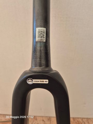 Used Colnago v3rs Custom Frameset 2022 Road & Gravel, Black — image 7 of 8