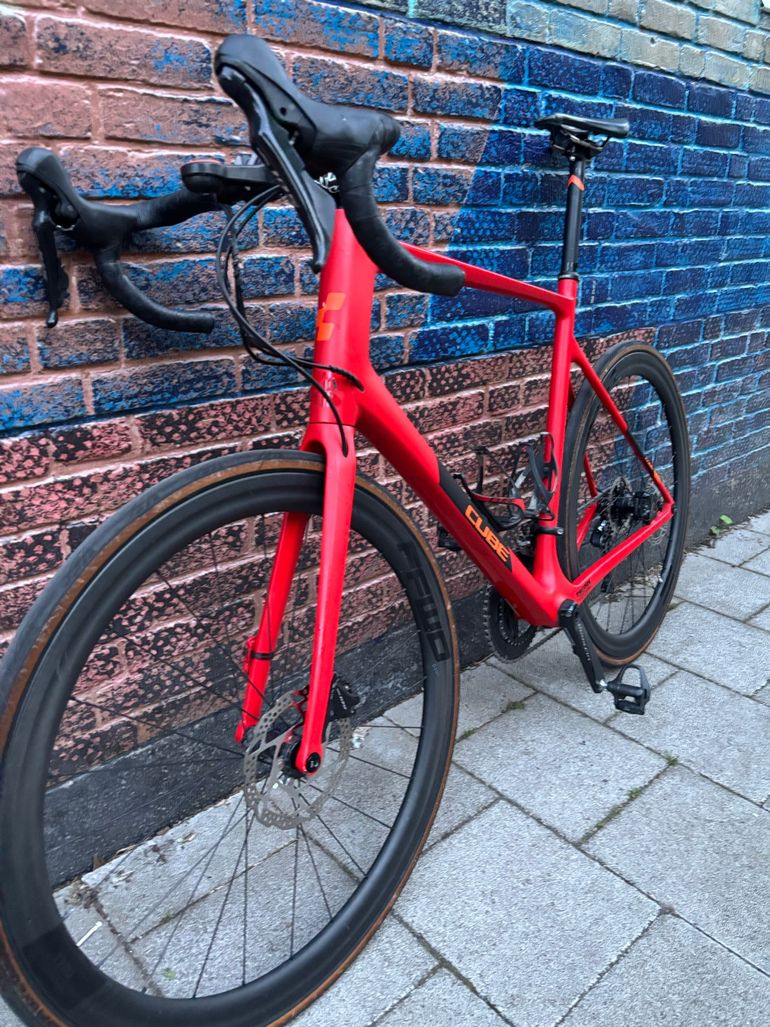 Used CUBE ATTAIN GTC SL 2023 2023 Road & Gravel, Rosso — image 2 of 5