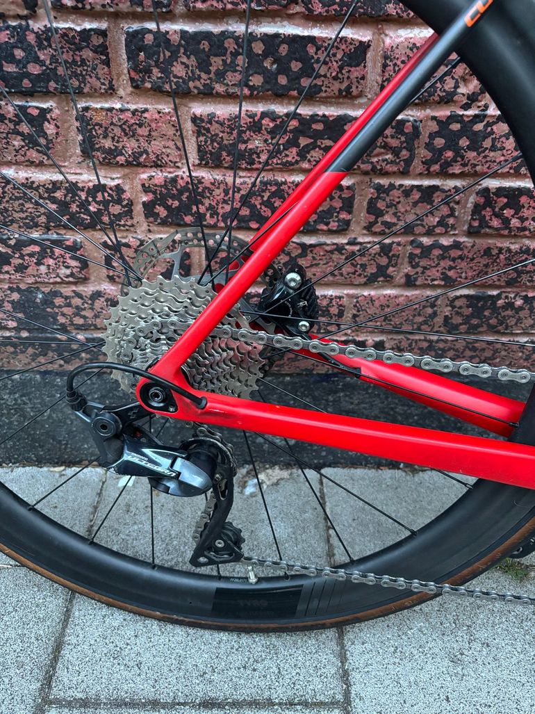 Used CUBE ATTAIN GTC SL 2023 2023 Road & Gravel, Rosso — image 3 of 5