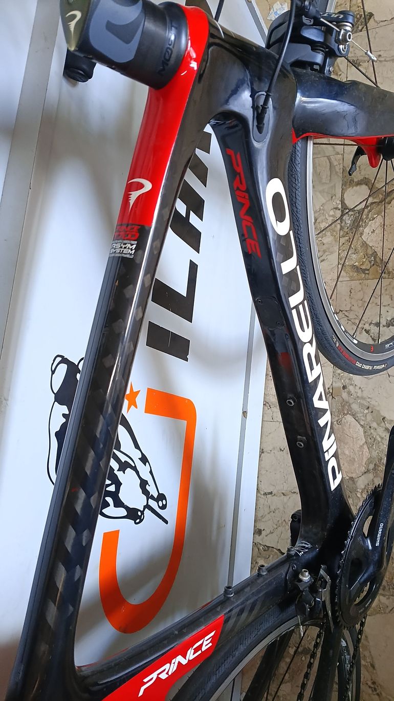 Used Pinarello Prince T700 2019 Road & Gravel — image 4 of 6